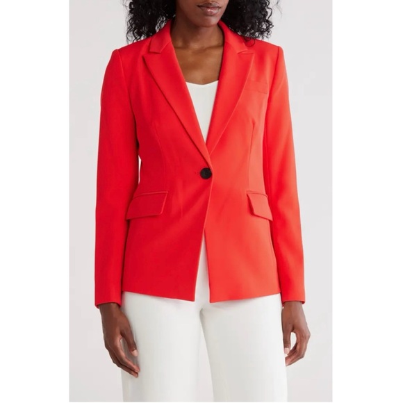 Elie Tahari | The Sylvie Single Button Blazer in Cayenne - Picture 12 of 13